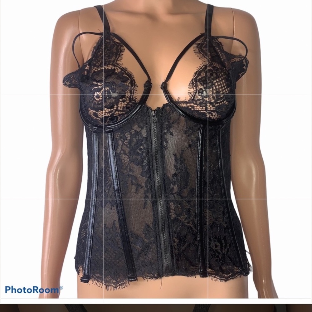 DARQUE Black Lace Boned Bra Corset Tie Back Zip Front Sz S/P New